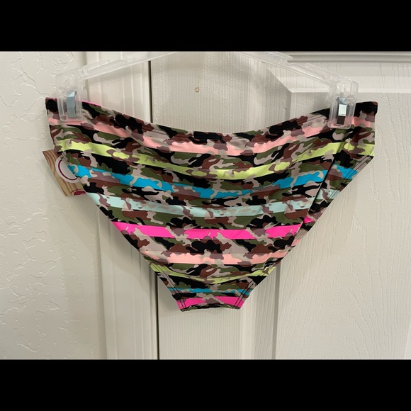 OP Bikini Bottom - Picture 3 of 3